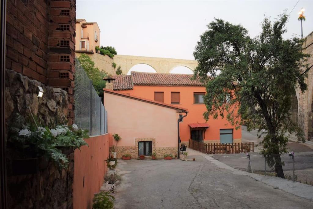 El Vinilo. Aparcamiento Exterior Gratuito Apartman Teruel Kültér fotó