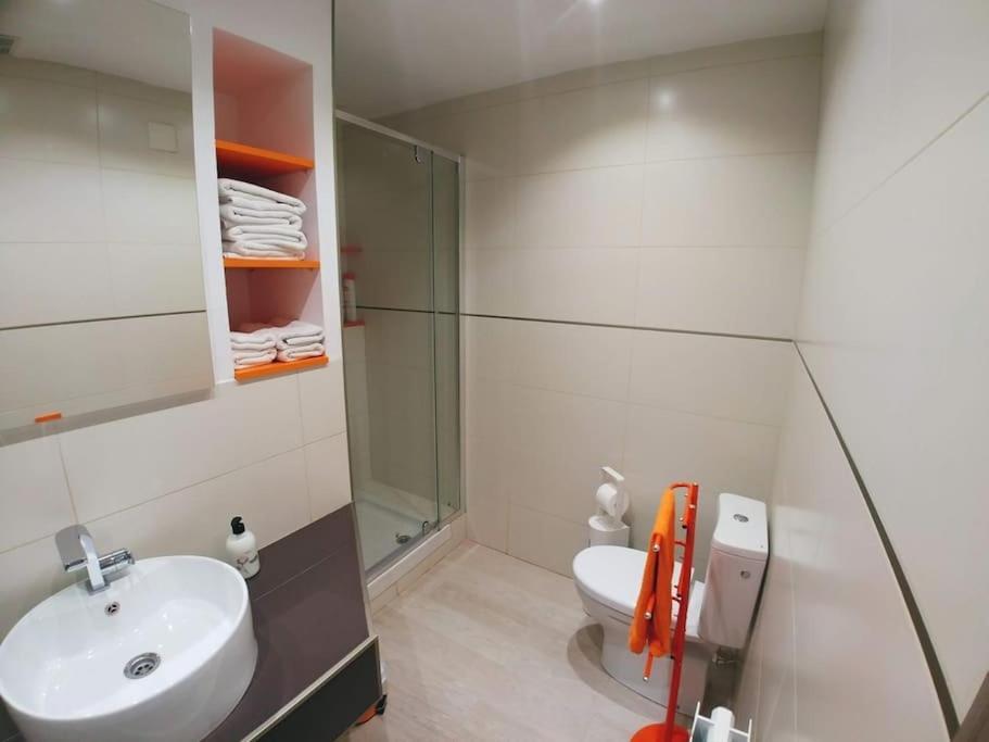 El Vinilo. Aparcamiento Exterior Gratuito Apartman Teruel Kültér fotó