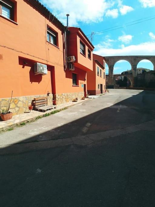 El Vinilo. Aparcamiento Exterior Gratuito Apartman Teruel Kültér fotó