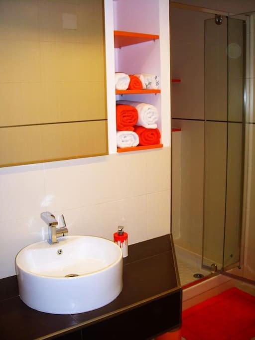 El Vinilo. Aparcamiento Exterior Gratuito Apartman Teruel Kültér fotó